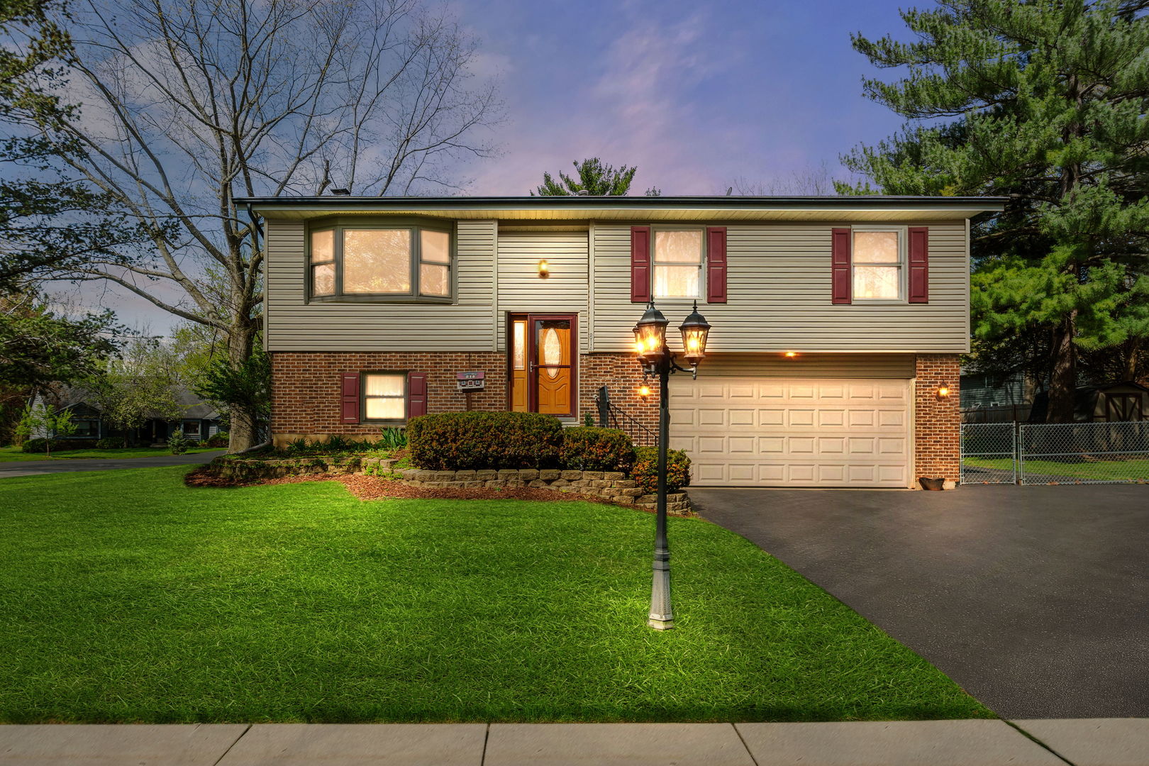 814 SCOTT Street, Algonquin, IL 60102