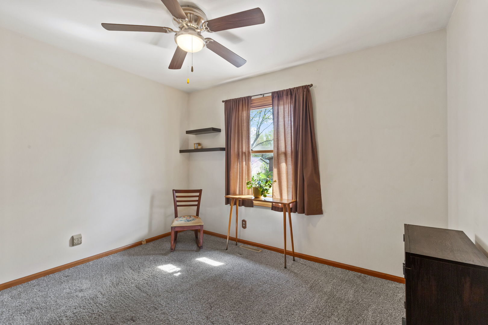 814 SCOTT Street, Algonquin, IL 60102