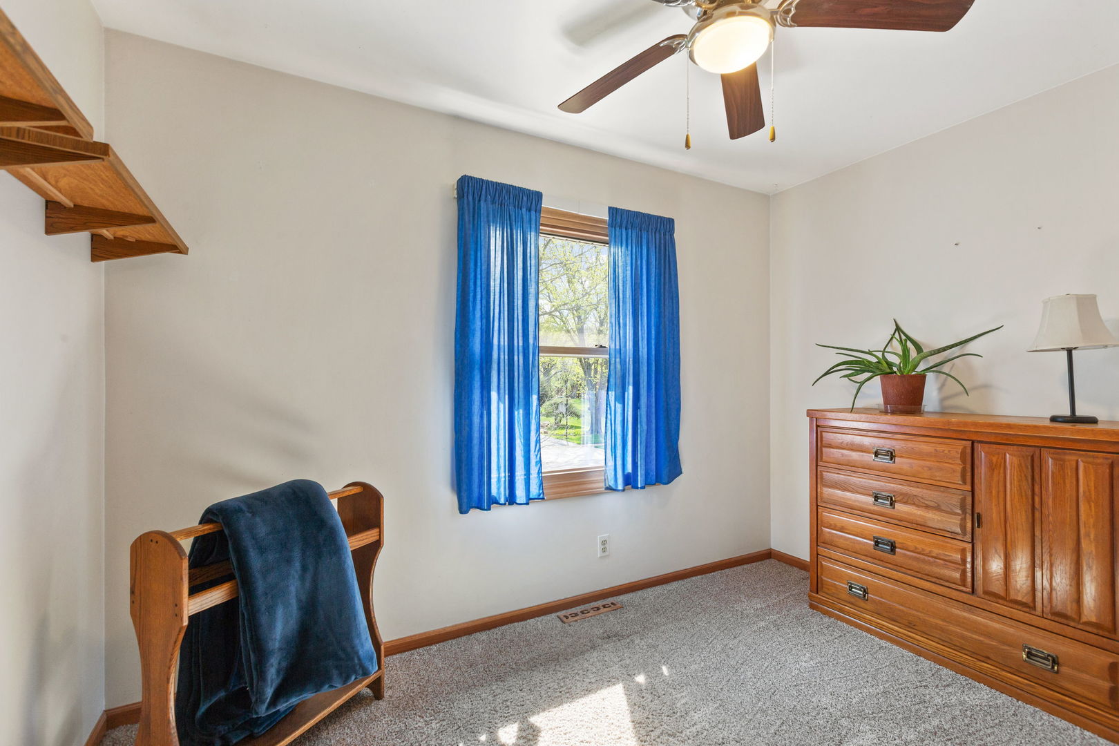 814 SCOTT Street, Algonquin, IL 60102