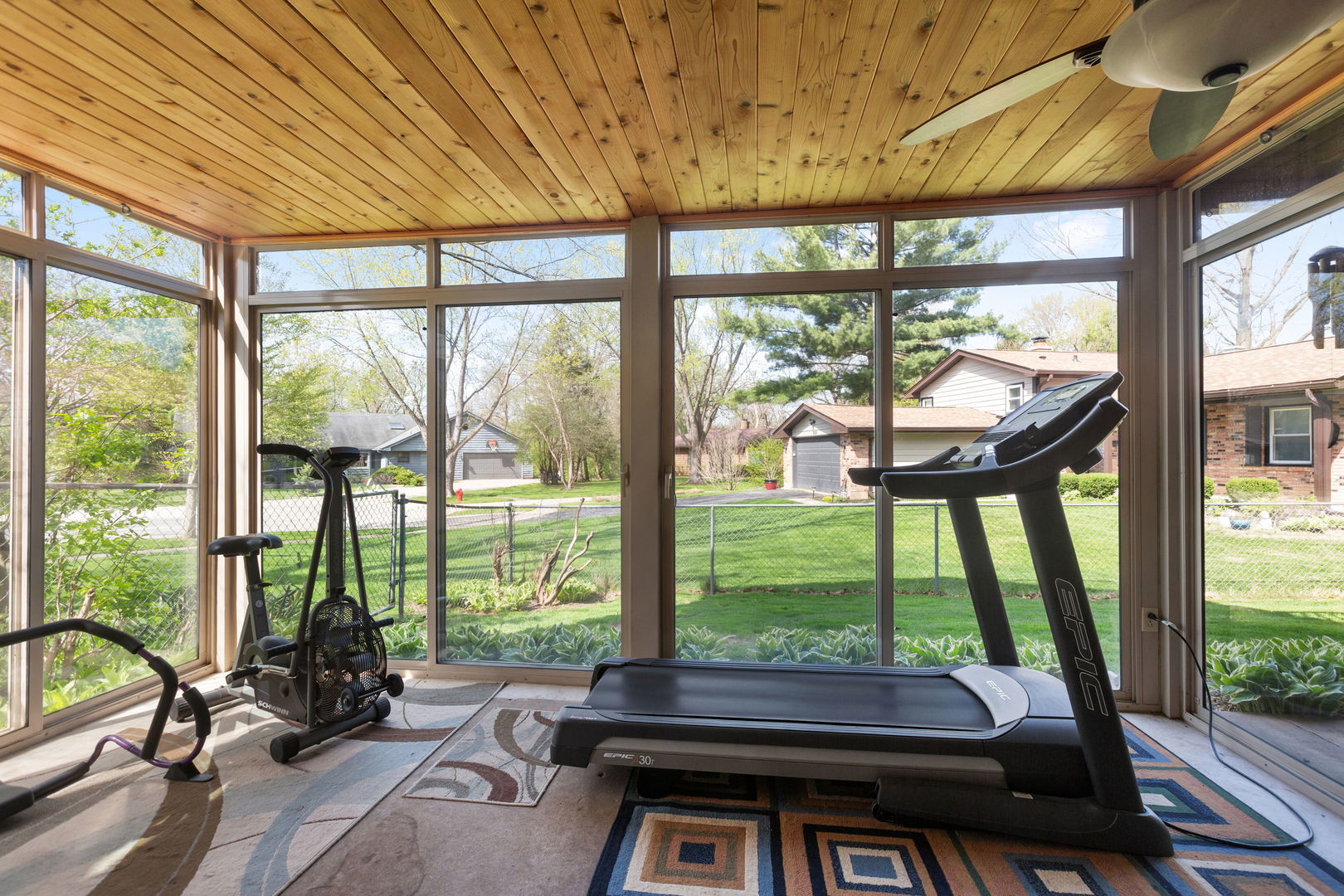 814 SCOTT Street, Algonquin, IL 60102