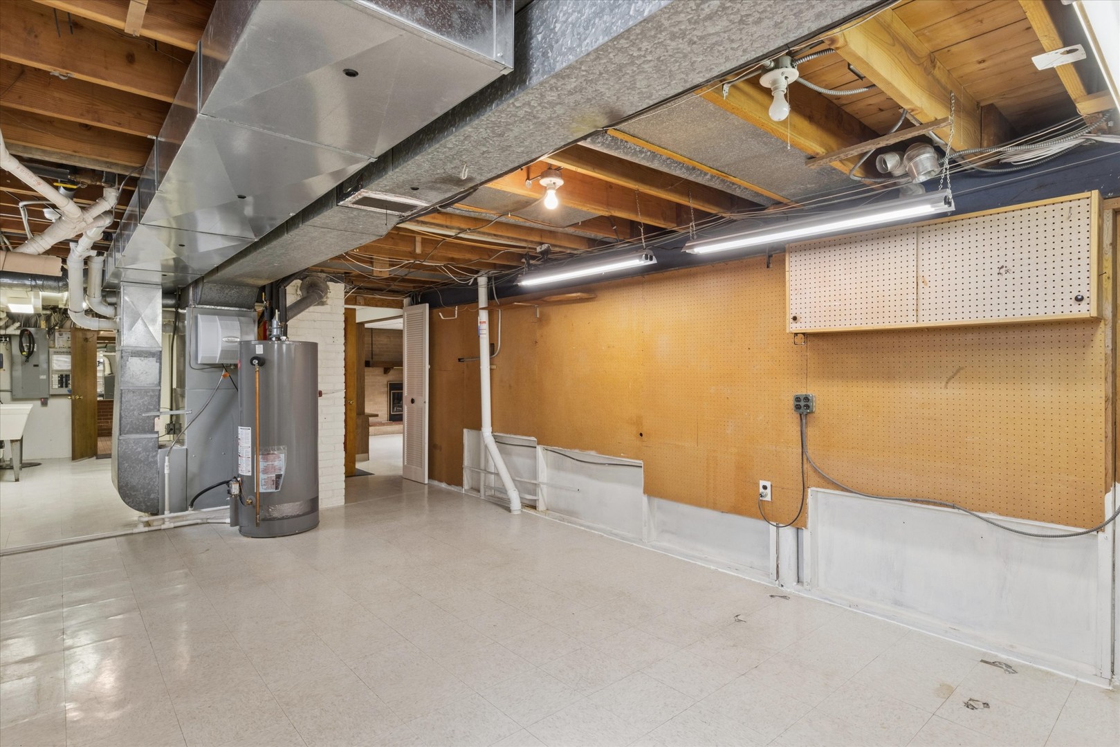 4N164 Church Road, Bensenville, IL 60106