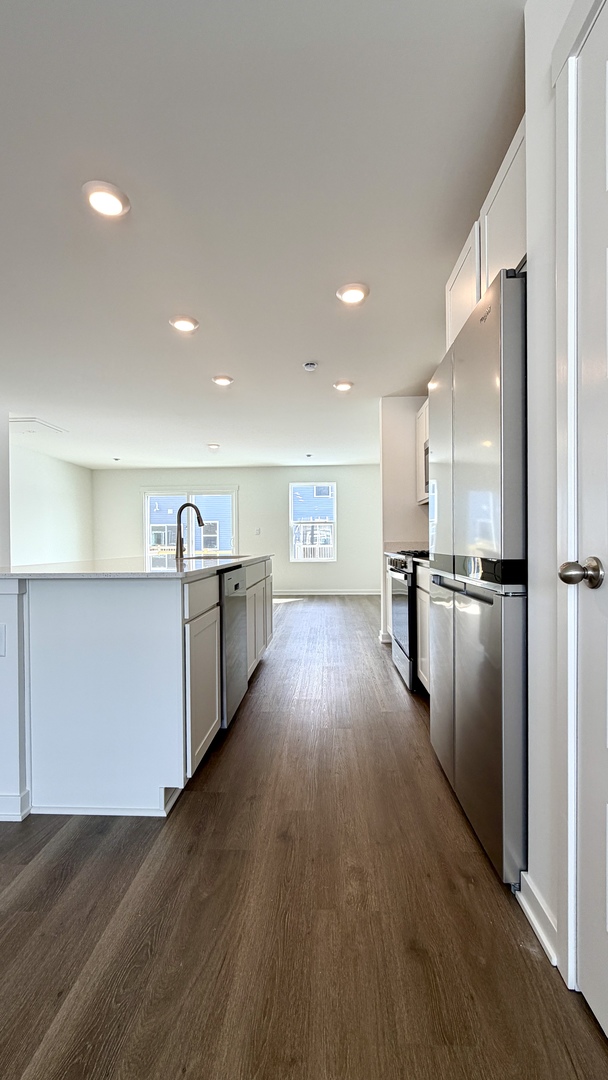 863 Briar Glen Court #863, Hampshire, IL 60140