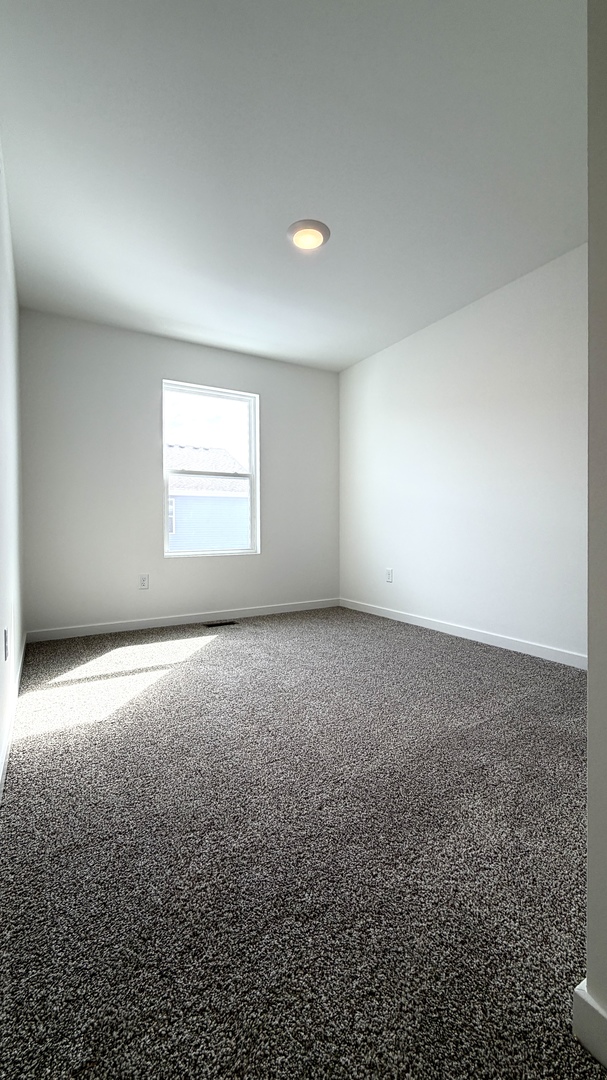 863 Briar Glen Court #863, Hampshire, IL 60140