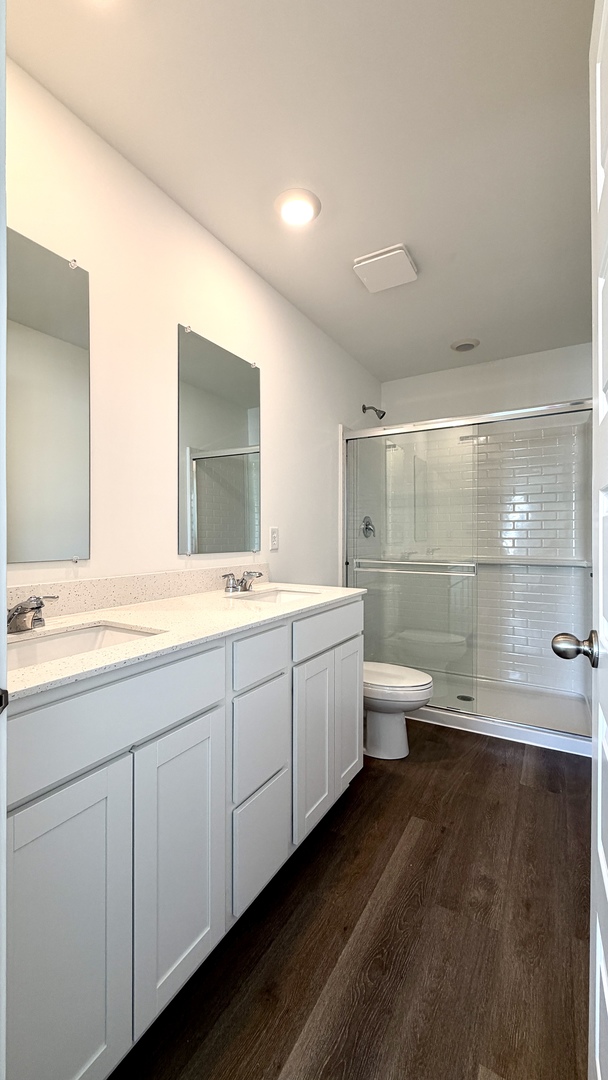 863 Briar Glen Court #863, Hampshire, IL 60140