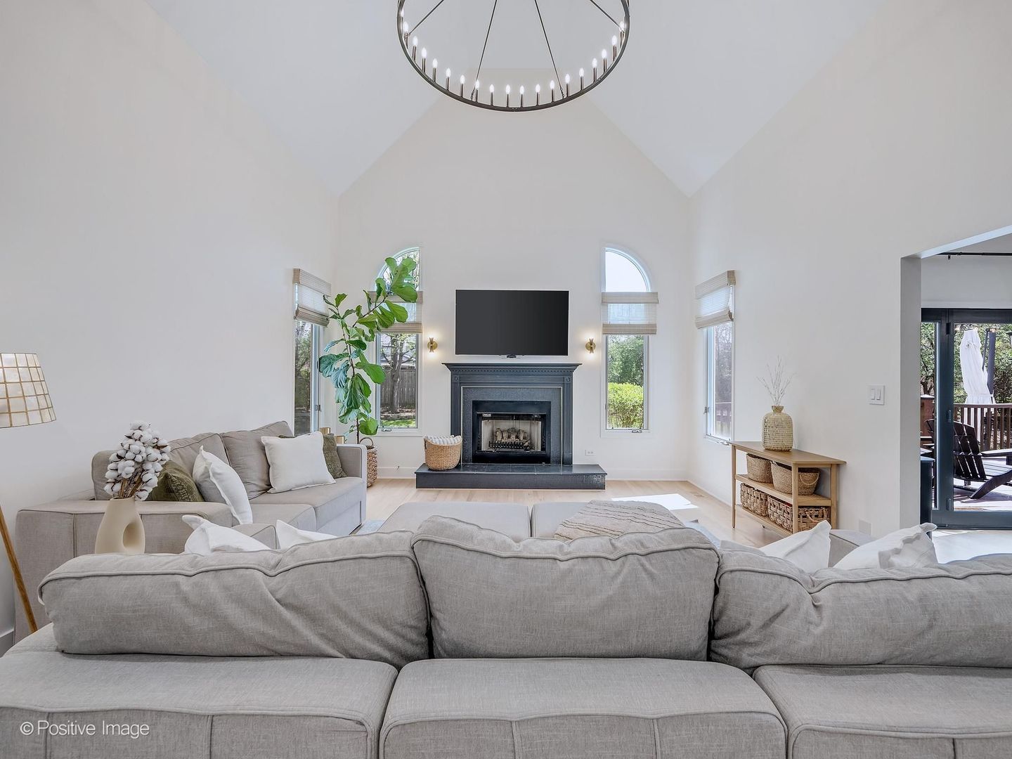 6437 Davane Court, Downers Grove, IL 60516