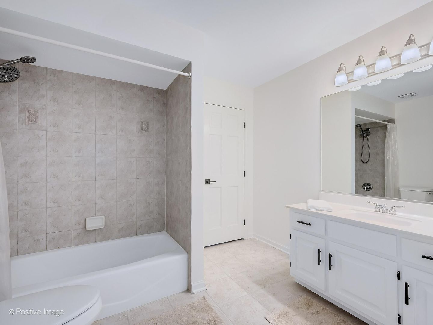 6437 Davane Court, Downers Grove, IL 60516