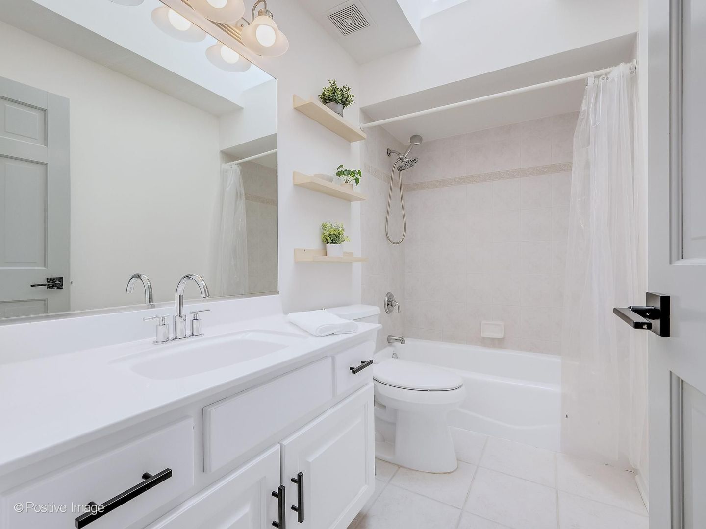 6437 Davane Court, Downers Grove, IL 60516