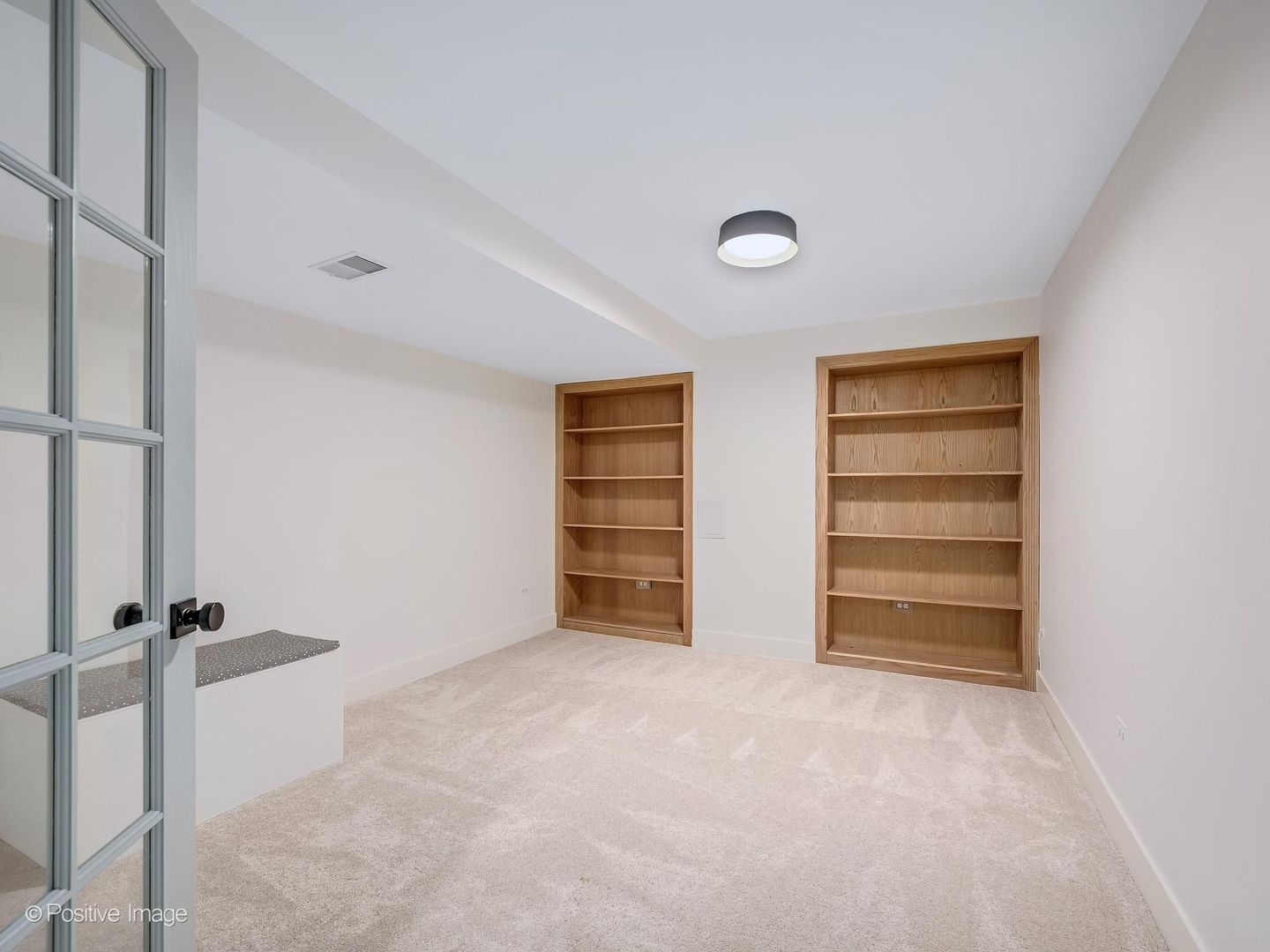 6437 Davane Court, Downers Grove, IL 60516