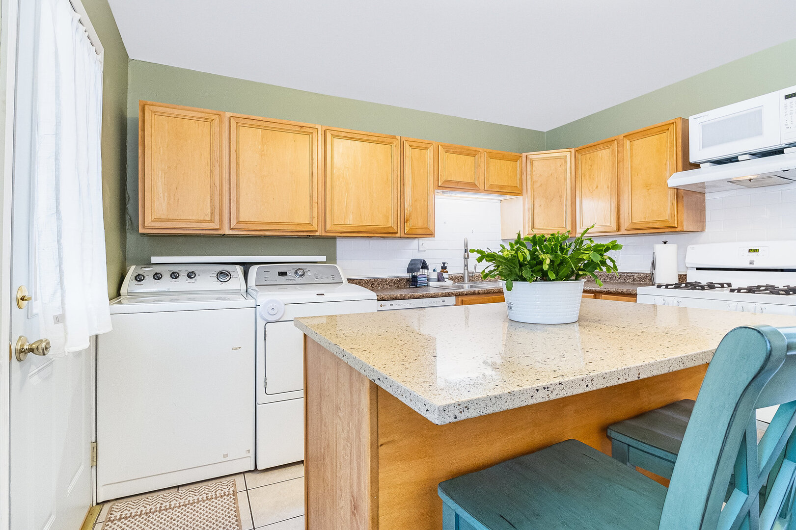 531 Glen Avenue, Romeoville, IL 60446