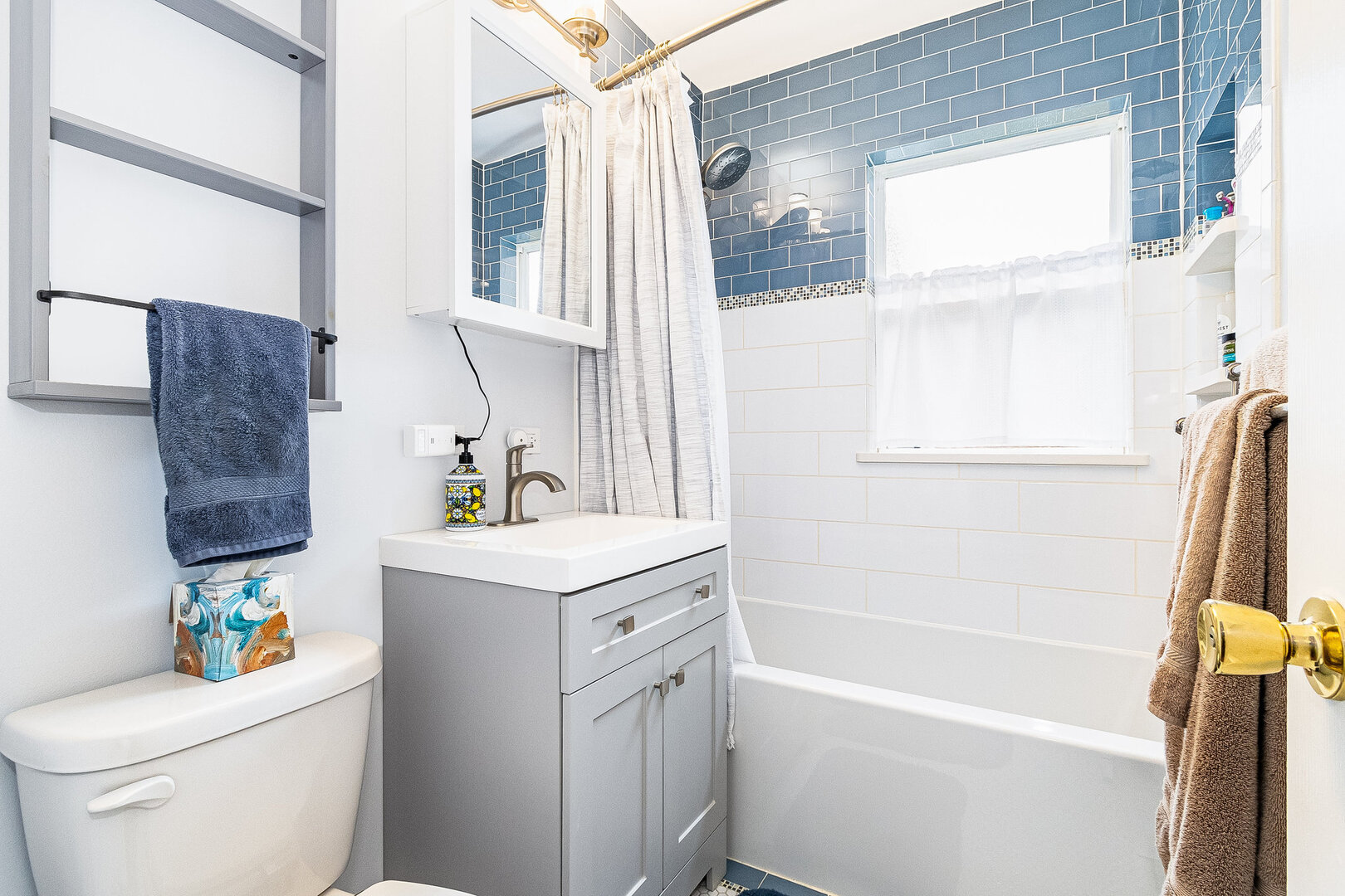 531 Glen Avenue, Romeoville, IL 60446