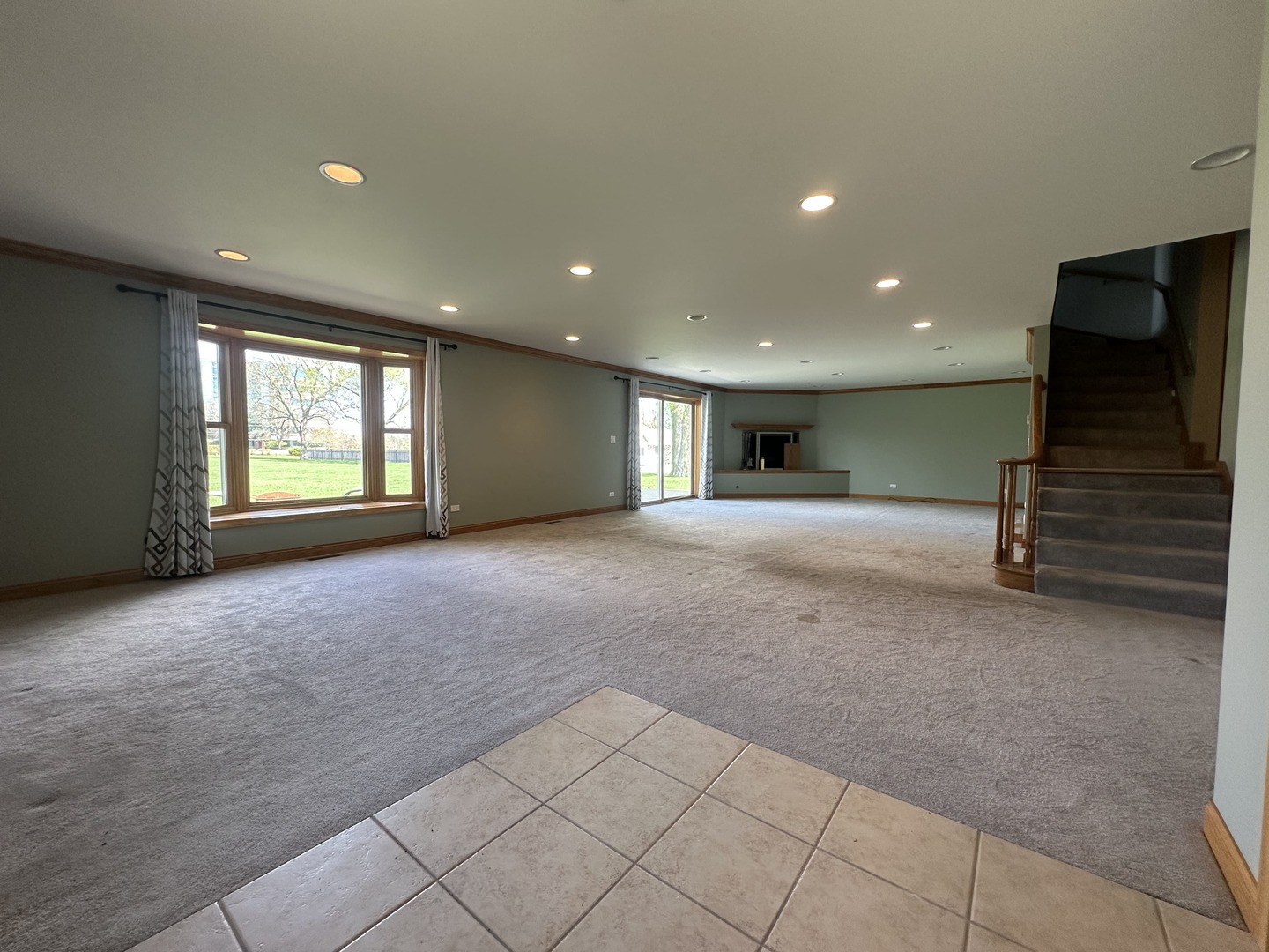 8 Gk Lane, Lincolnshire, IL 60069