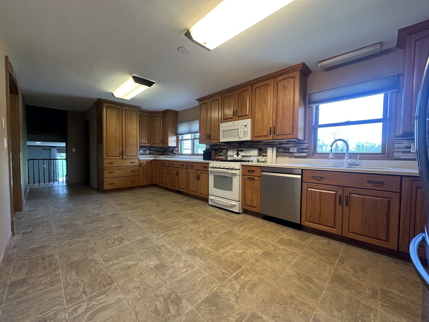 8 Gk Lane, Lincolnshire, IL 60069