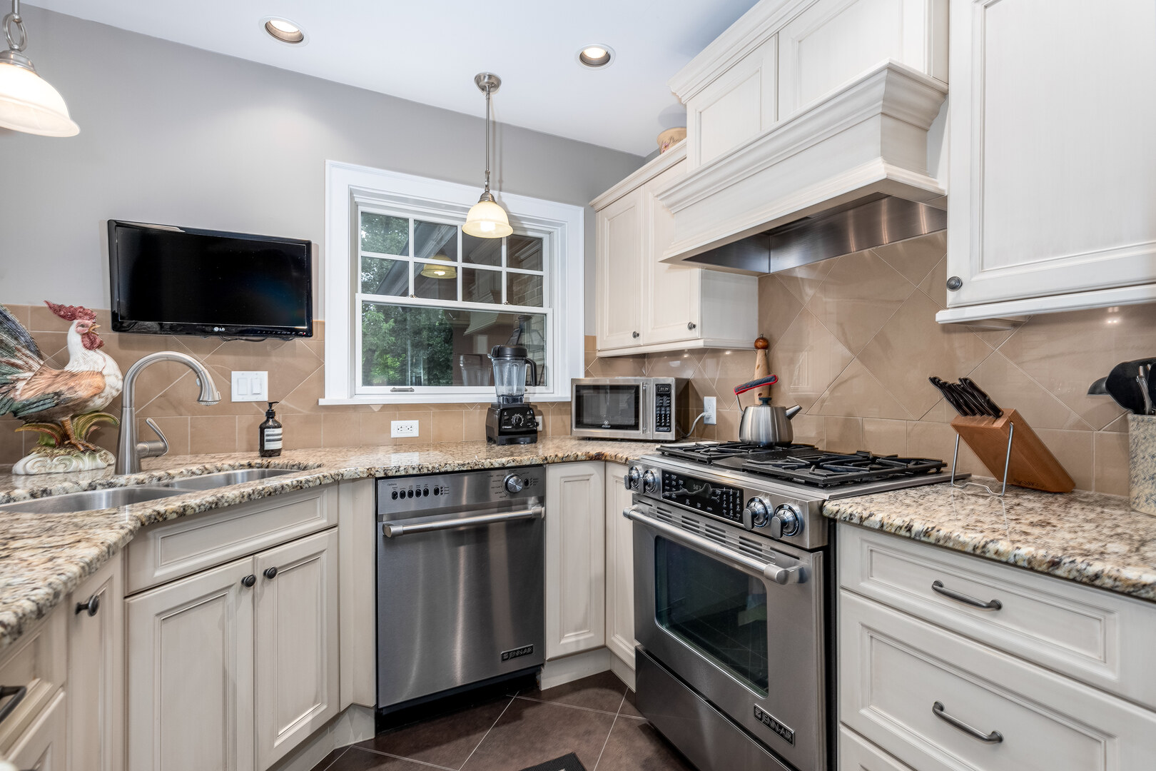 436 Park Avenue, Ottawa, IL 61350