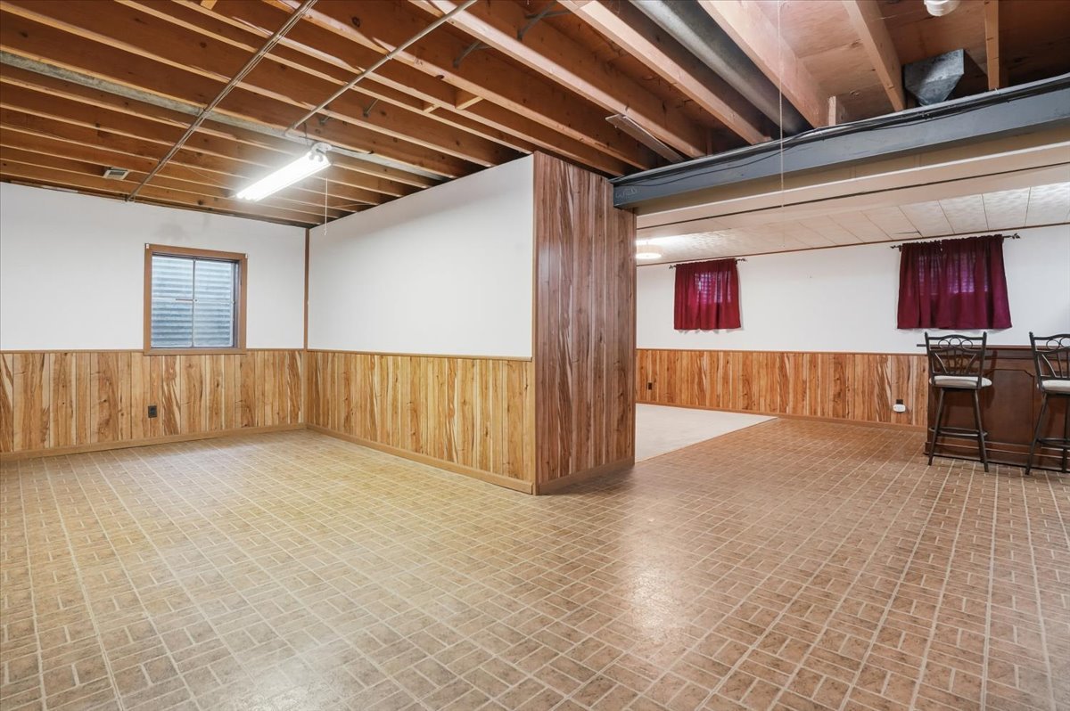 58 N California Avenue, Mundelein, IL 60060