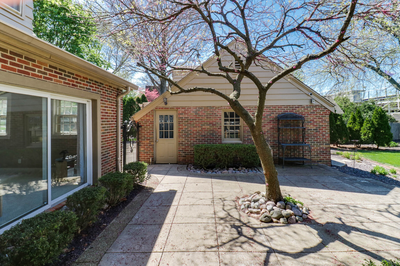 1202 Elmwood Road, Bloomington, IL 61701