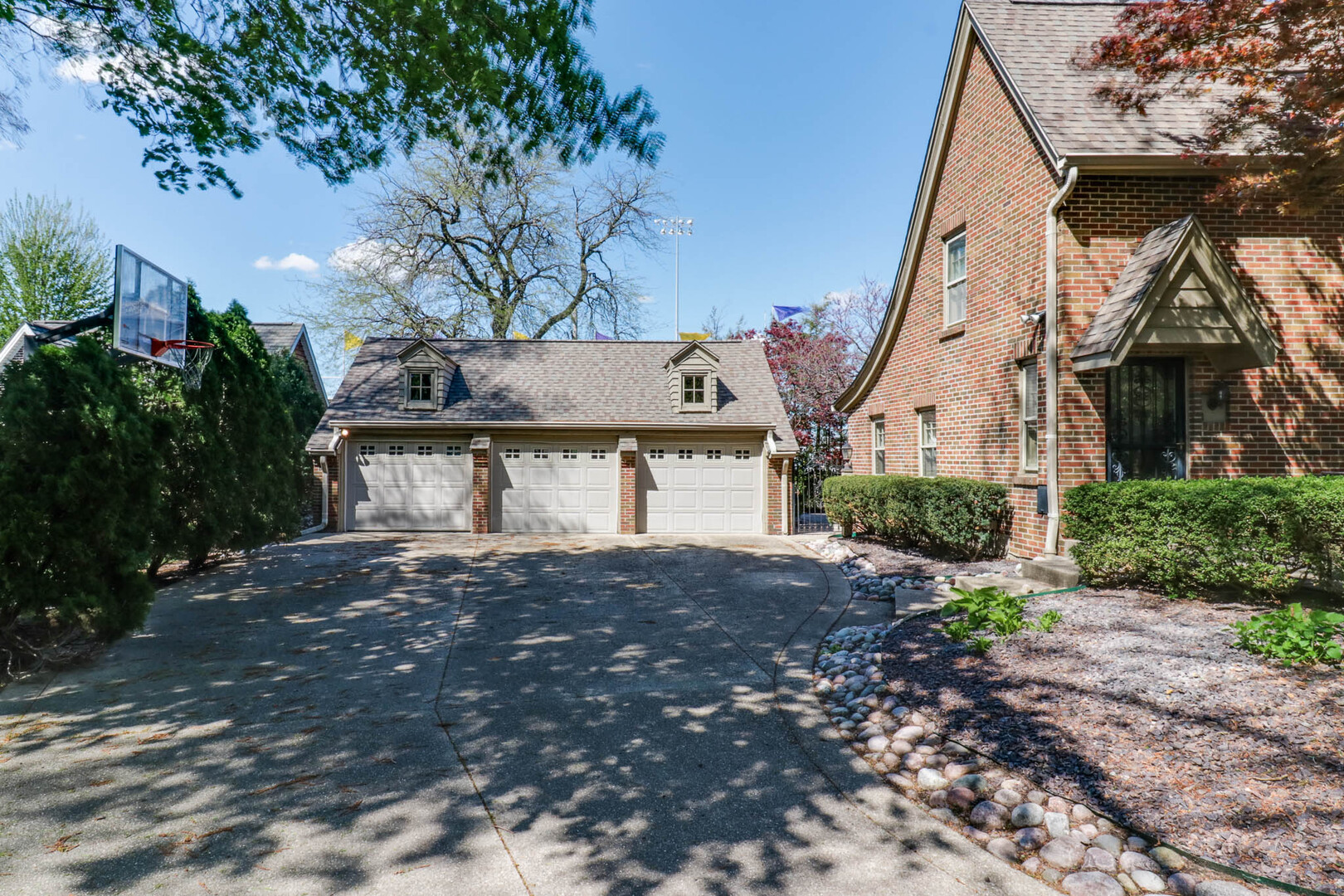 1202 Elmwood Road, Bloomington, IL 61701