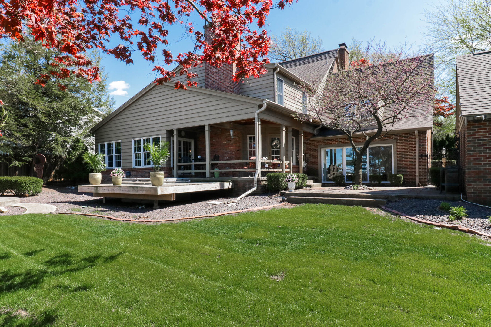 1202 Elmwood Road, Bloomington, IL 61701