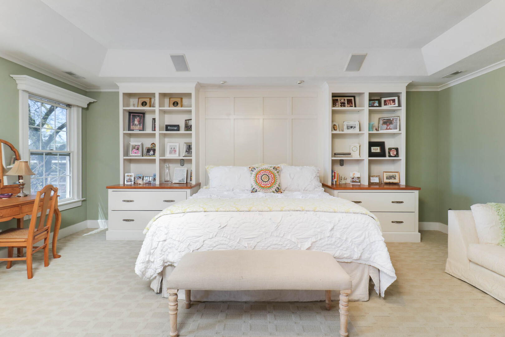 1202 Elmwood Road, Bloomington, IL 61701