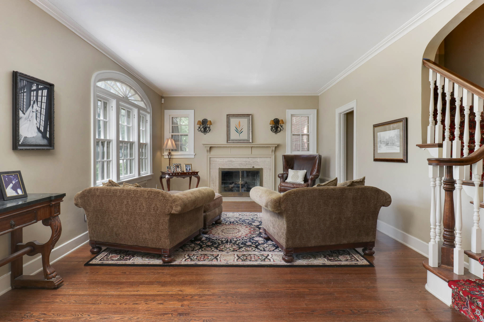 1202 Elmwood Road, Bloomington, IL 61701