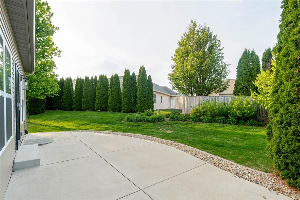 43 Yukon Circle, Bloomington, IL 61705