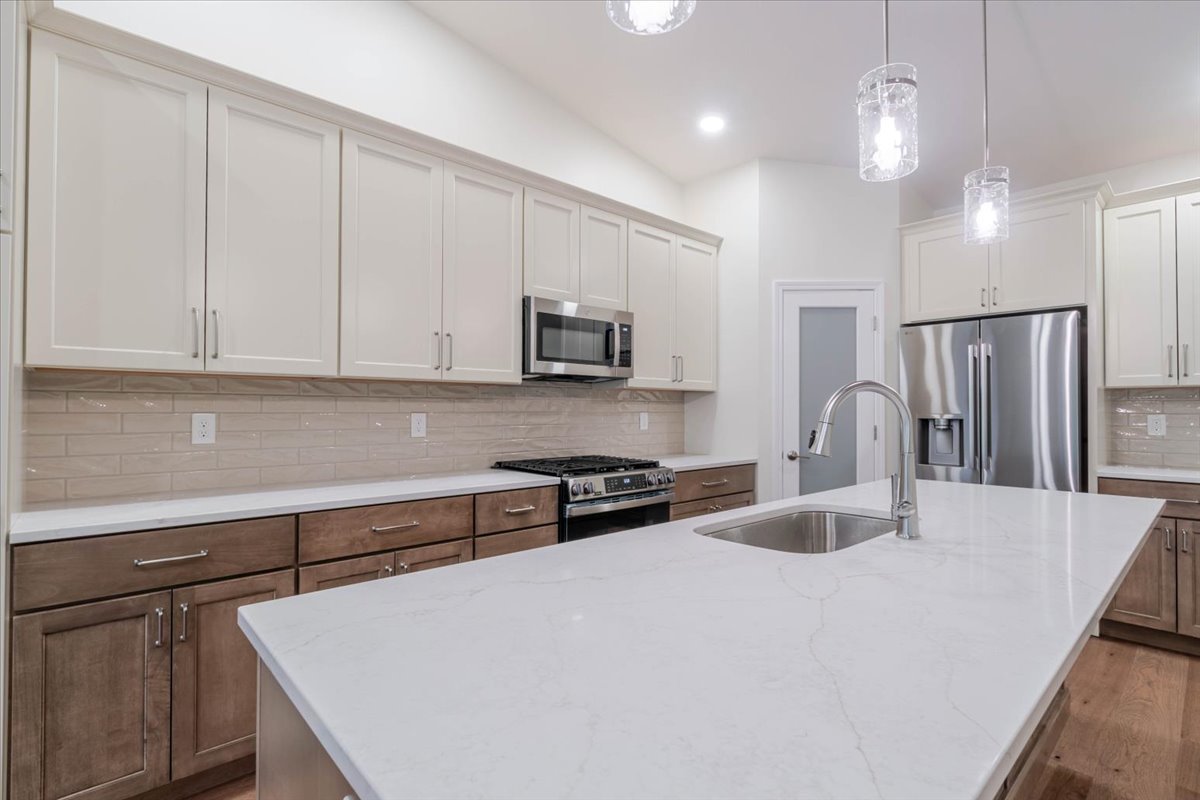 43 Yukon Circle, Bloomington, IL 61705