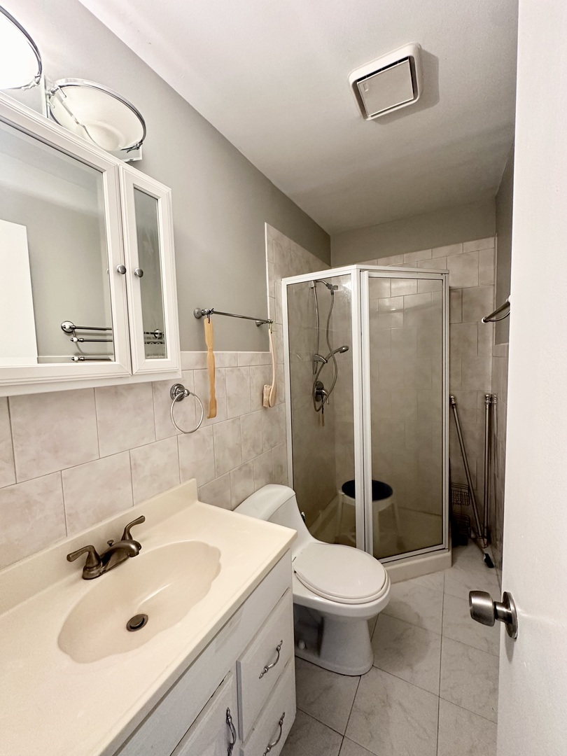 8404 S 79th Avenue, Justice, IL 60458