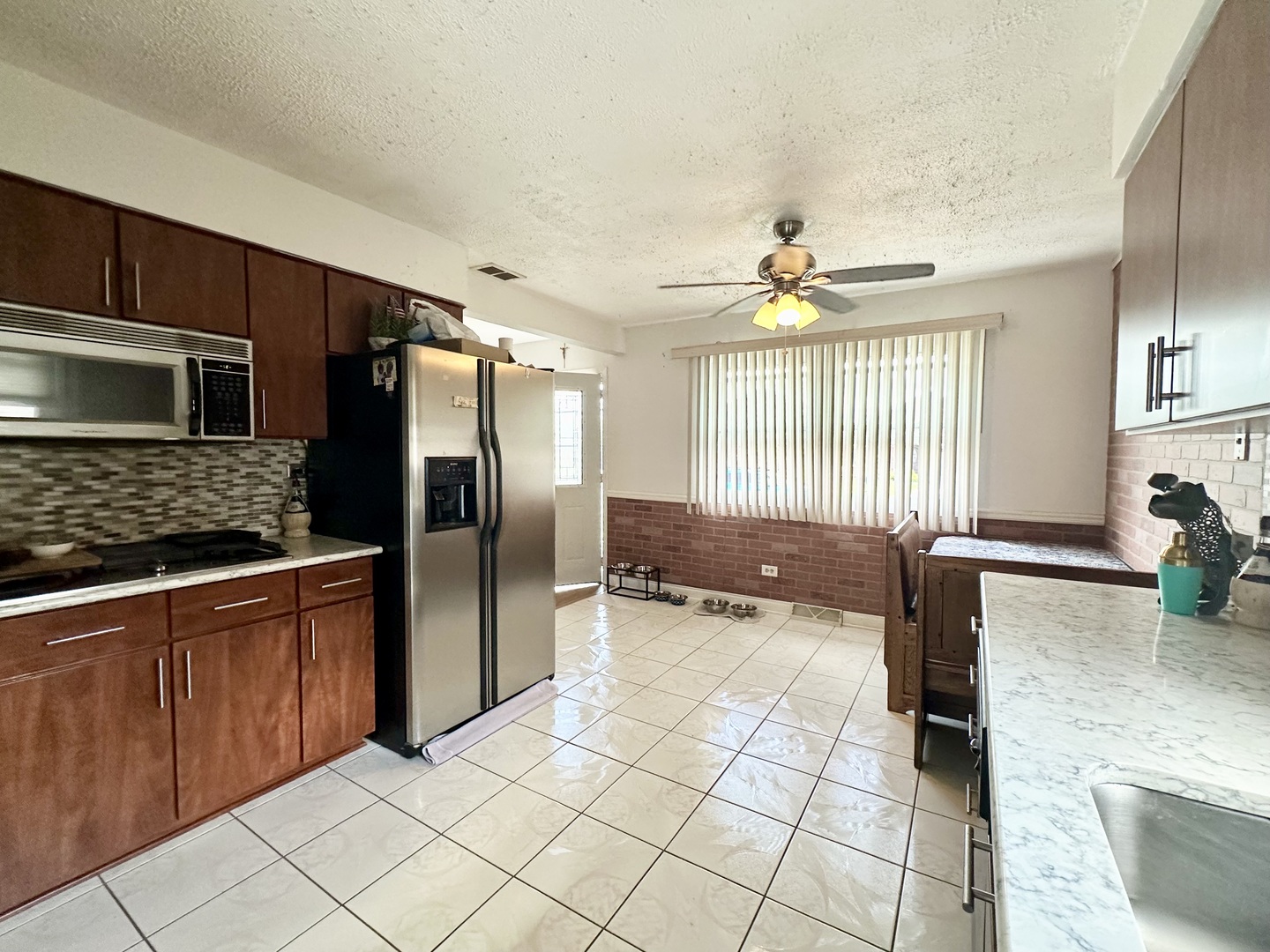 8404 S 79th Avenue, Justice, IL 60458