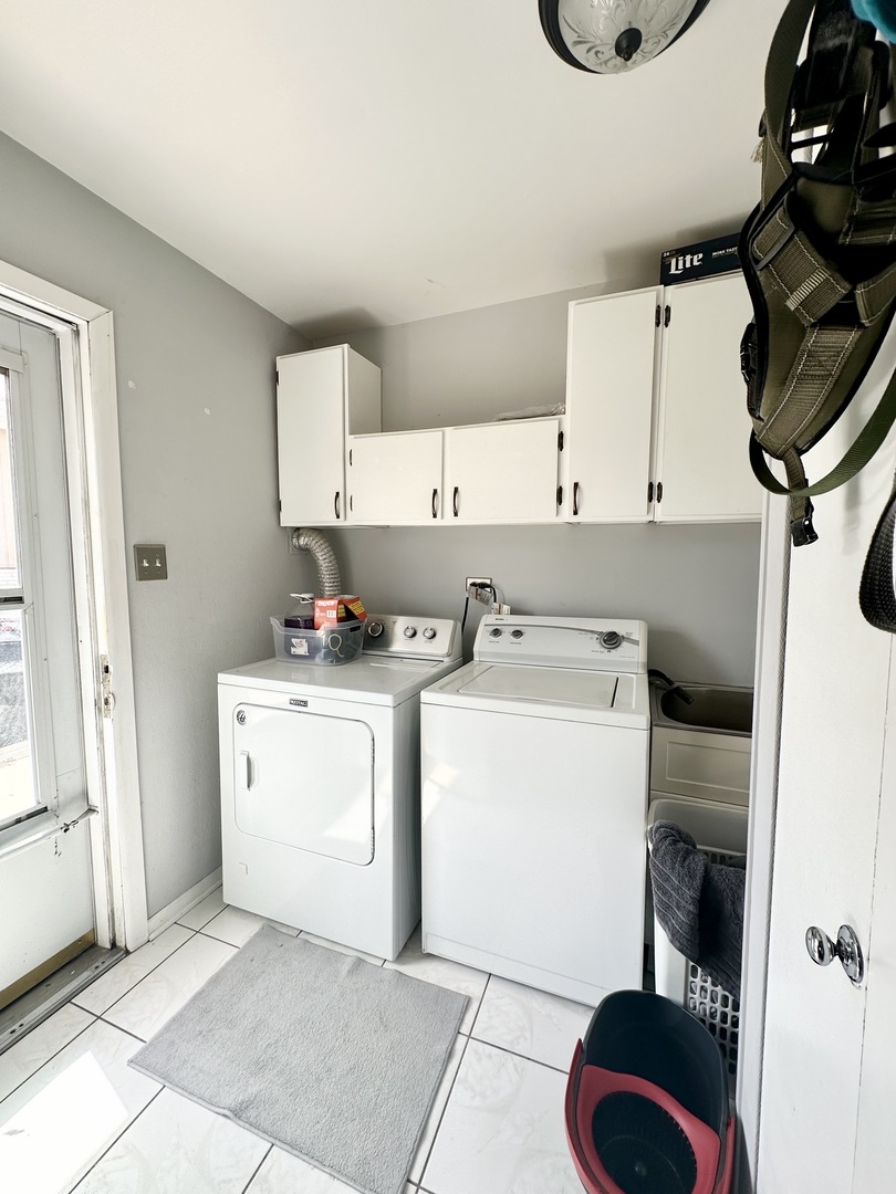 8404 S 79th Avenue, Justice, IL 60458