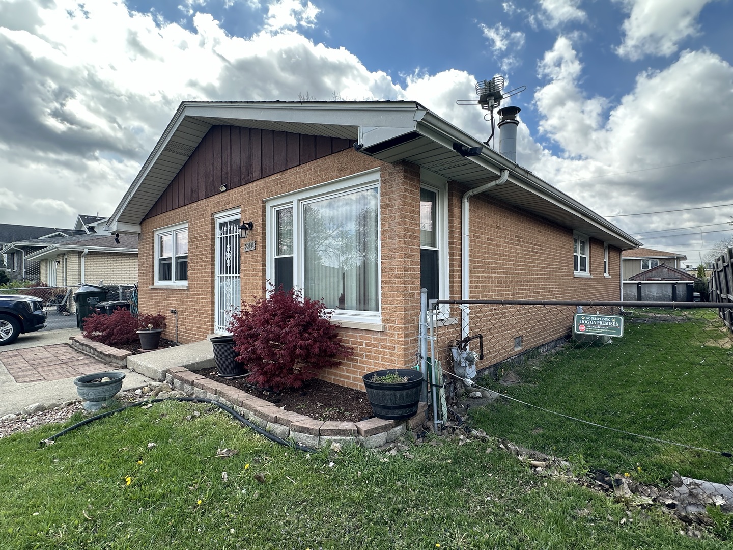 8404 S 79th Avenue, Justice, IL 60458