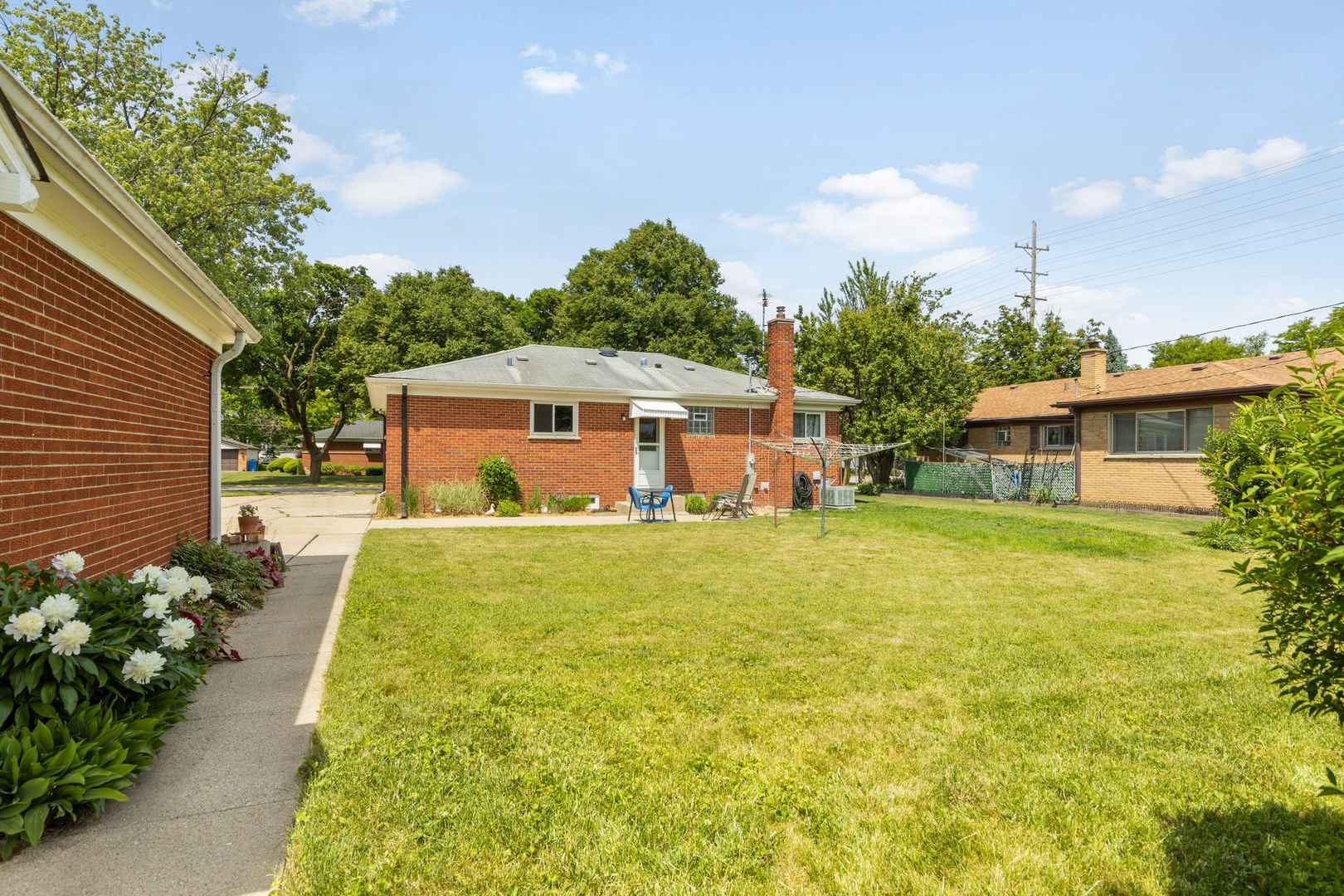 3 Audrey Lane, Mount Prospect, IL 60056