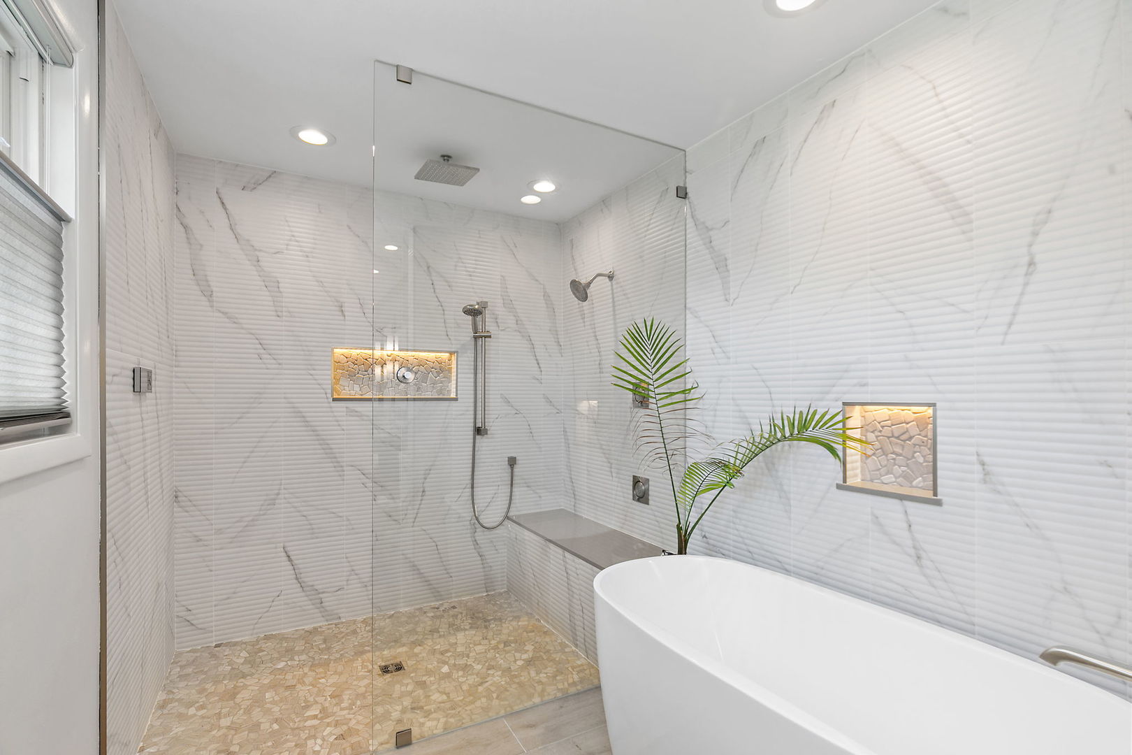 1363 W Saint James Court, Palatine, IL 60067