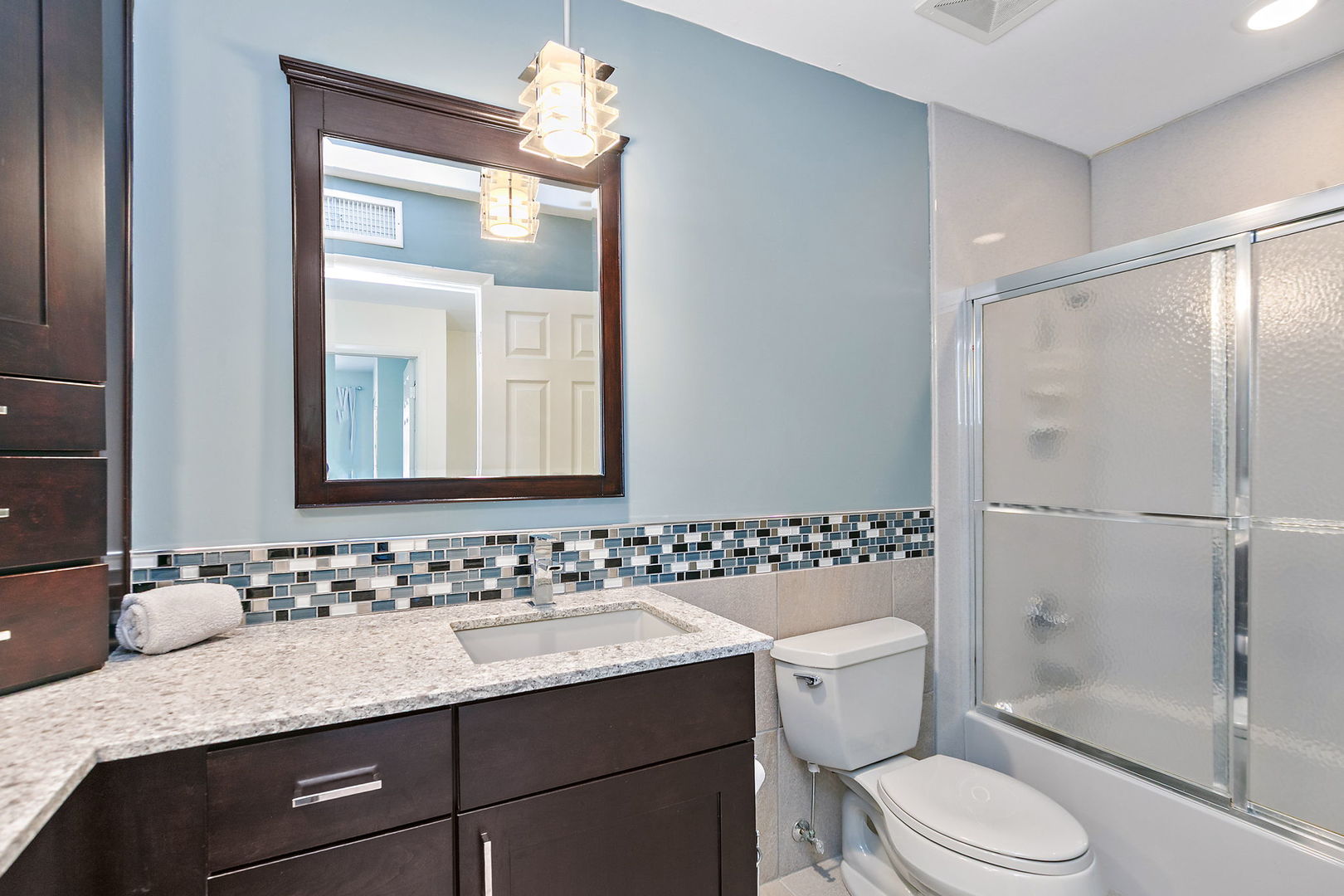 1363 W Saint James Court, Palatine, IL 60067