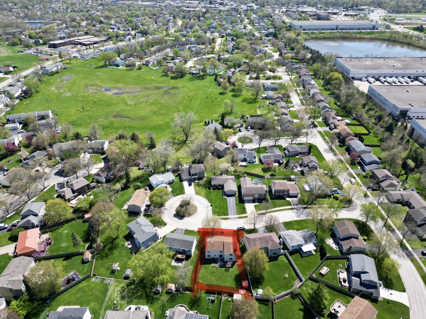 1300 Pembrook Circle, Roselle, IL 60172