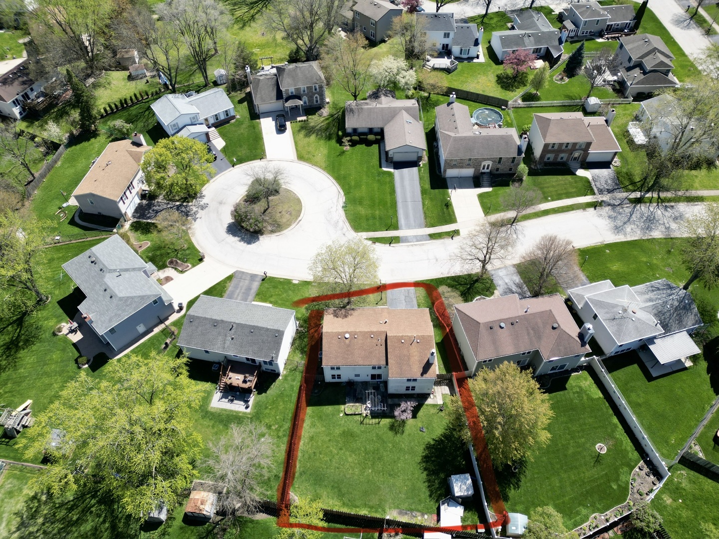 1300 Pembrook Circle, Roselle, IL 60172