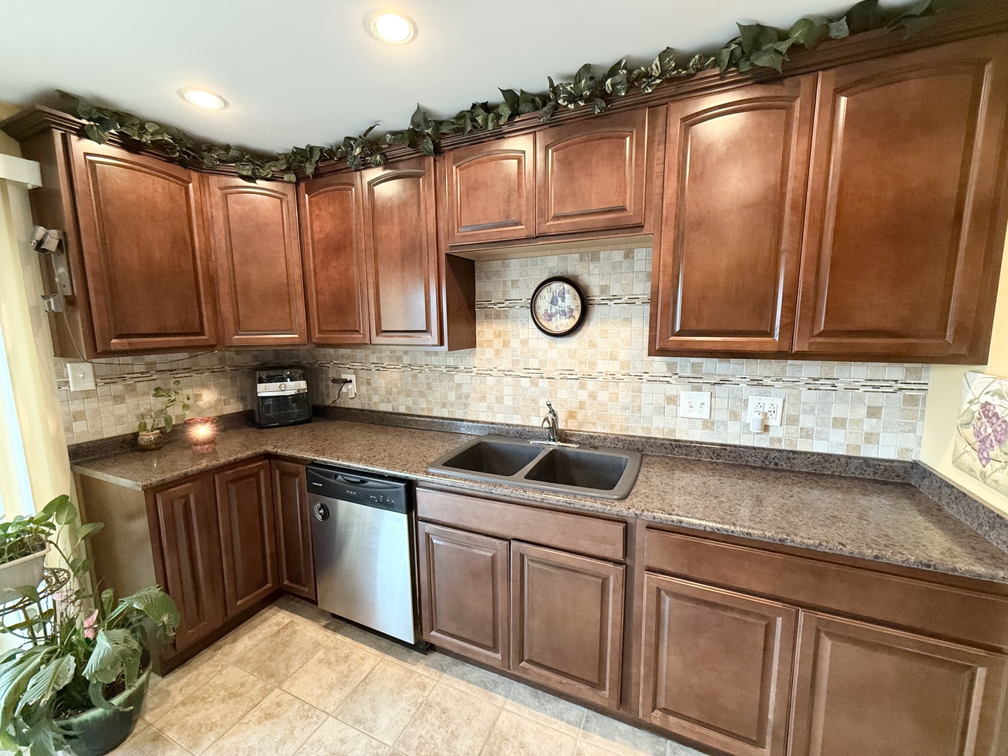 15218 Central Avenue, Oak Forest, IL 60452