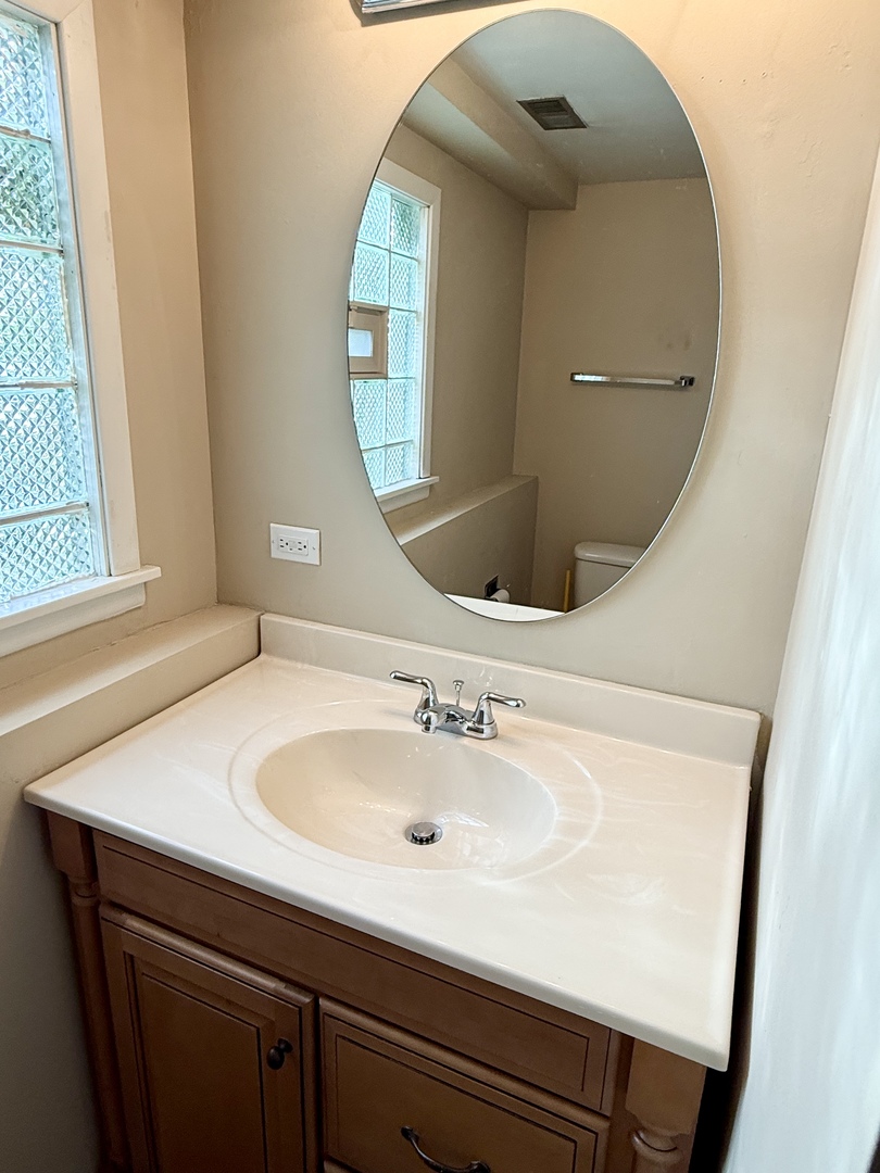 15218 Central Avenue, Oak Forest, IL 60452