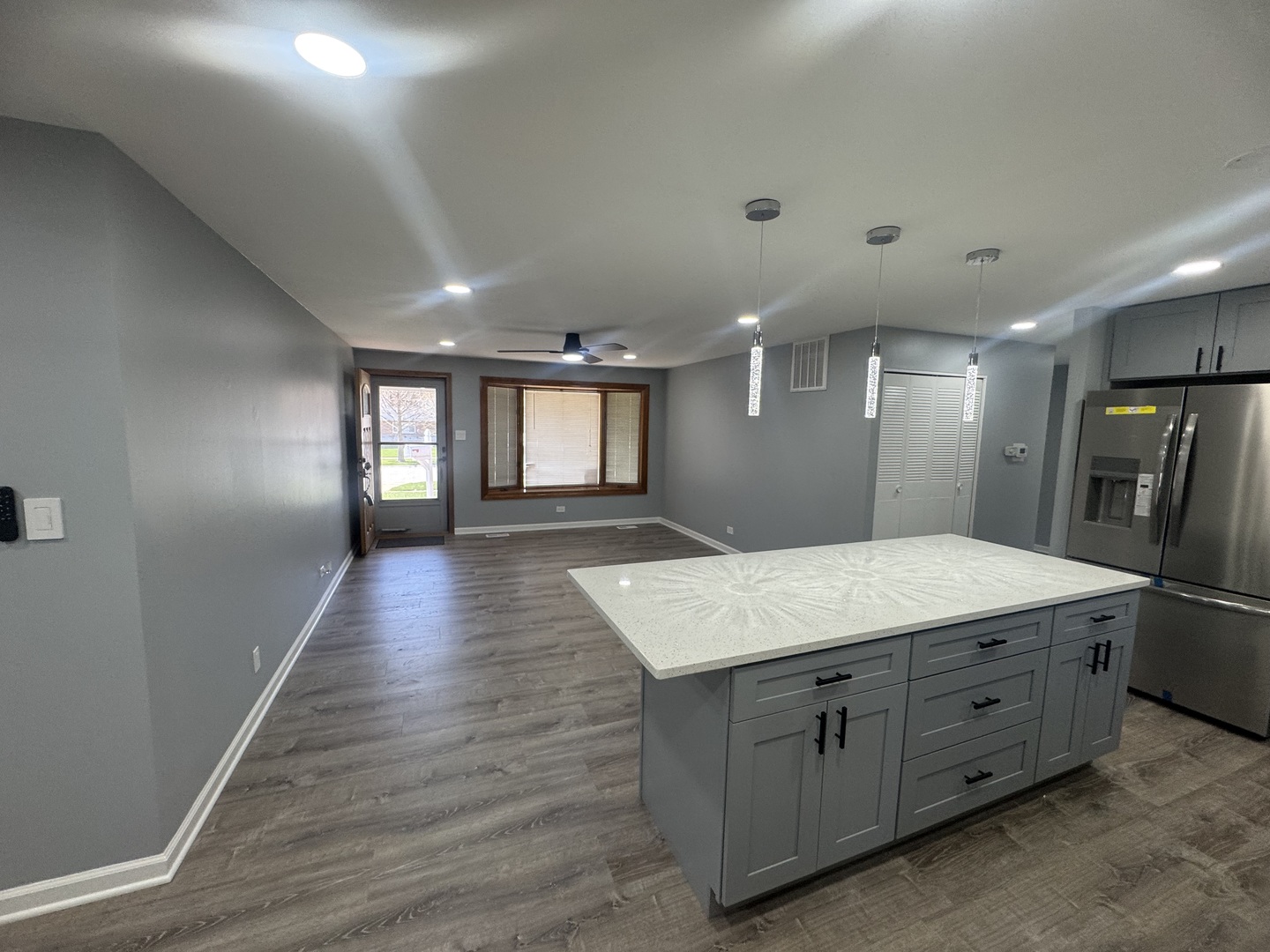 1310 Somerset Lane, Schaumburg, IL 60193