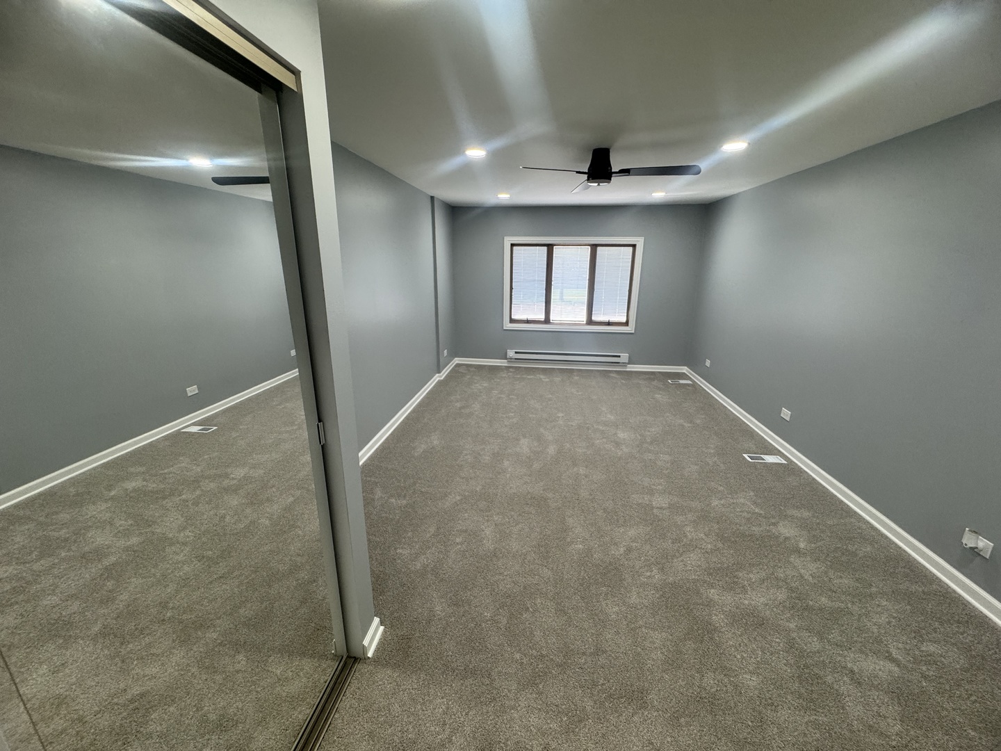 1310 Somerset Lane, Schaumburg, IL 60193