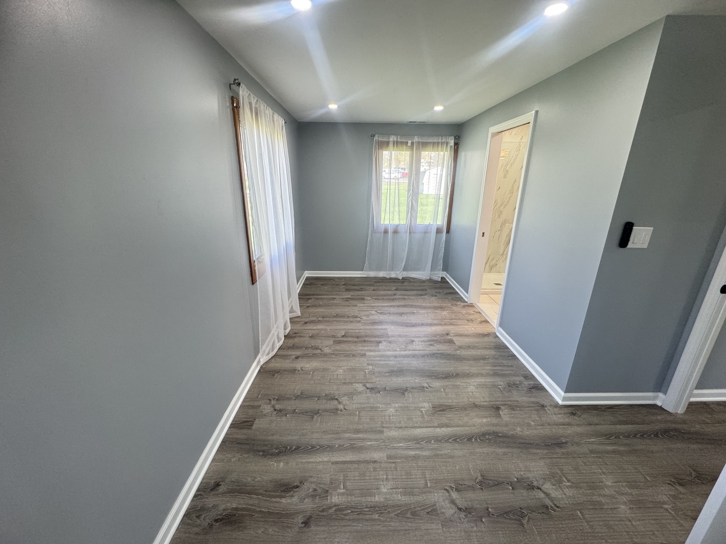 1310 Somerset Lane, Schaumburg, IL 60193