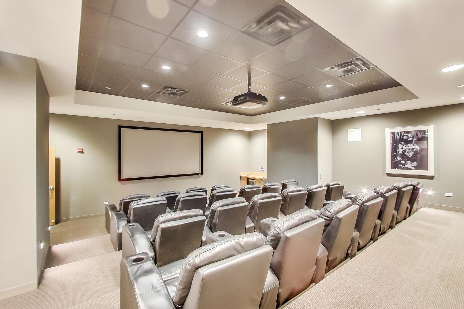 225 N Columbus Drive #7702, Chicago, IL 60601