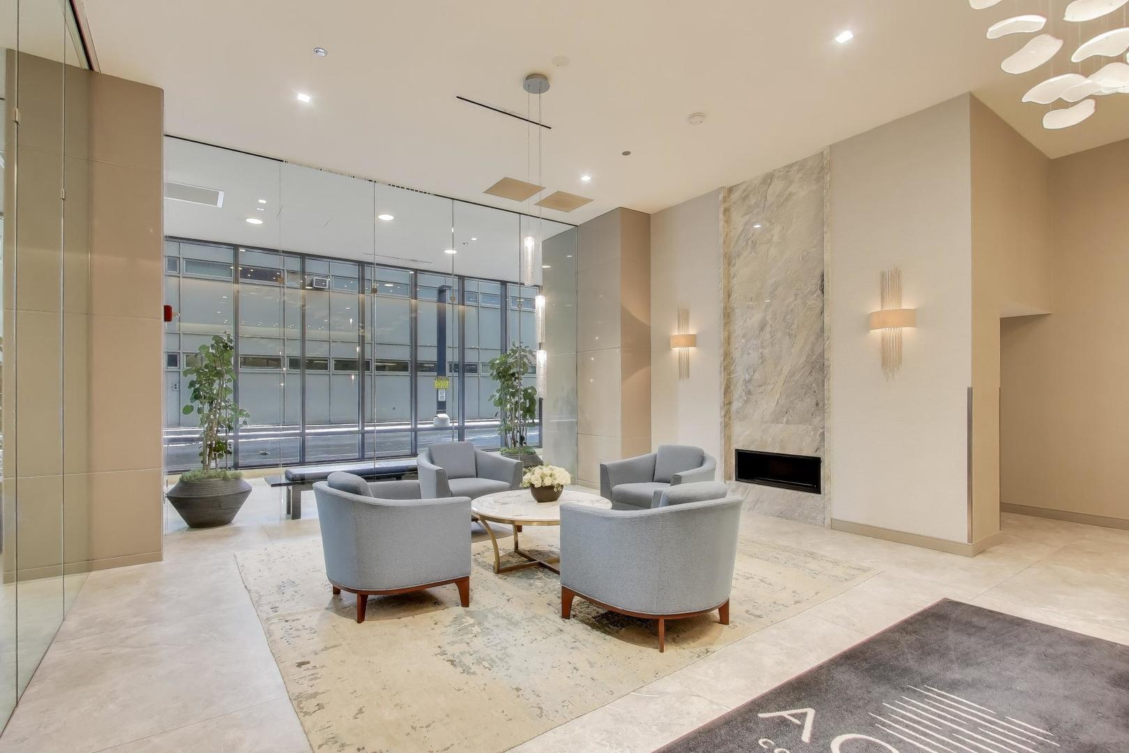 225 N Columbus Drive #7702, Chicago, IL 60601