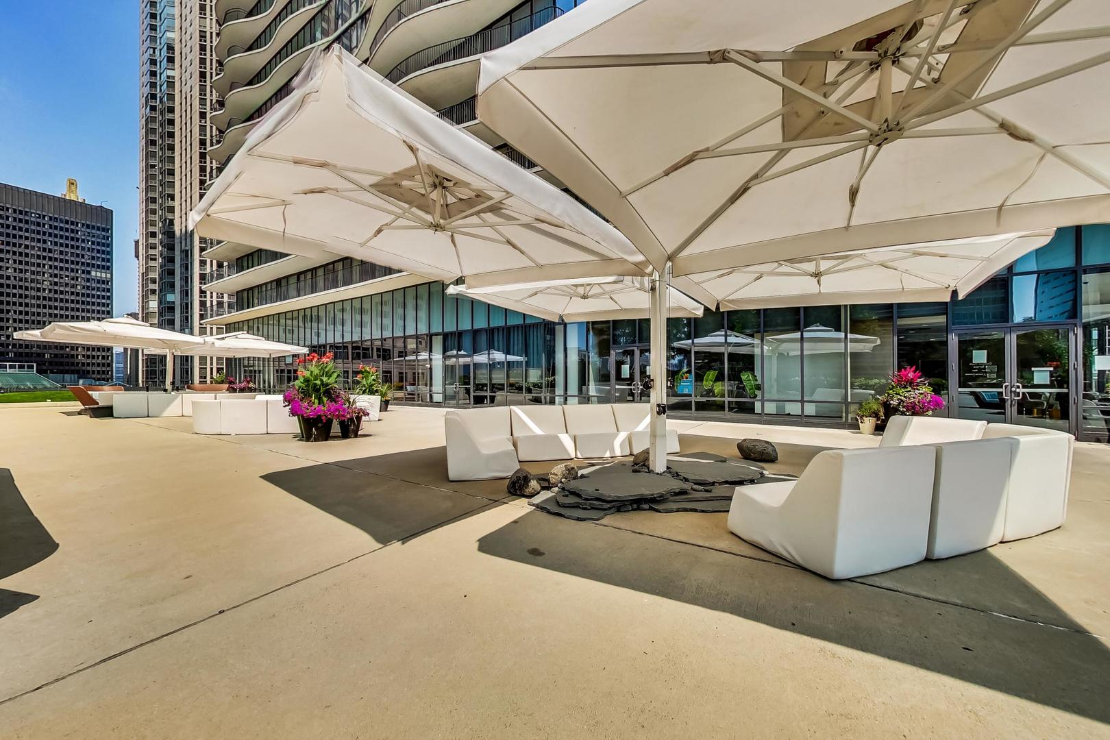 225 N Columbus Drive #7702, Chicago, IL 60601