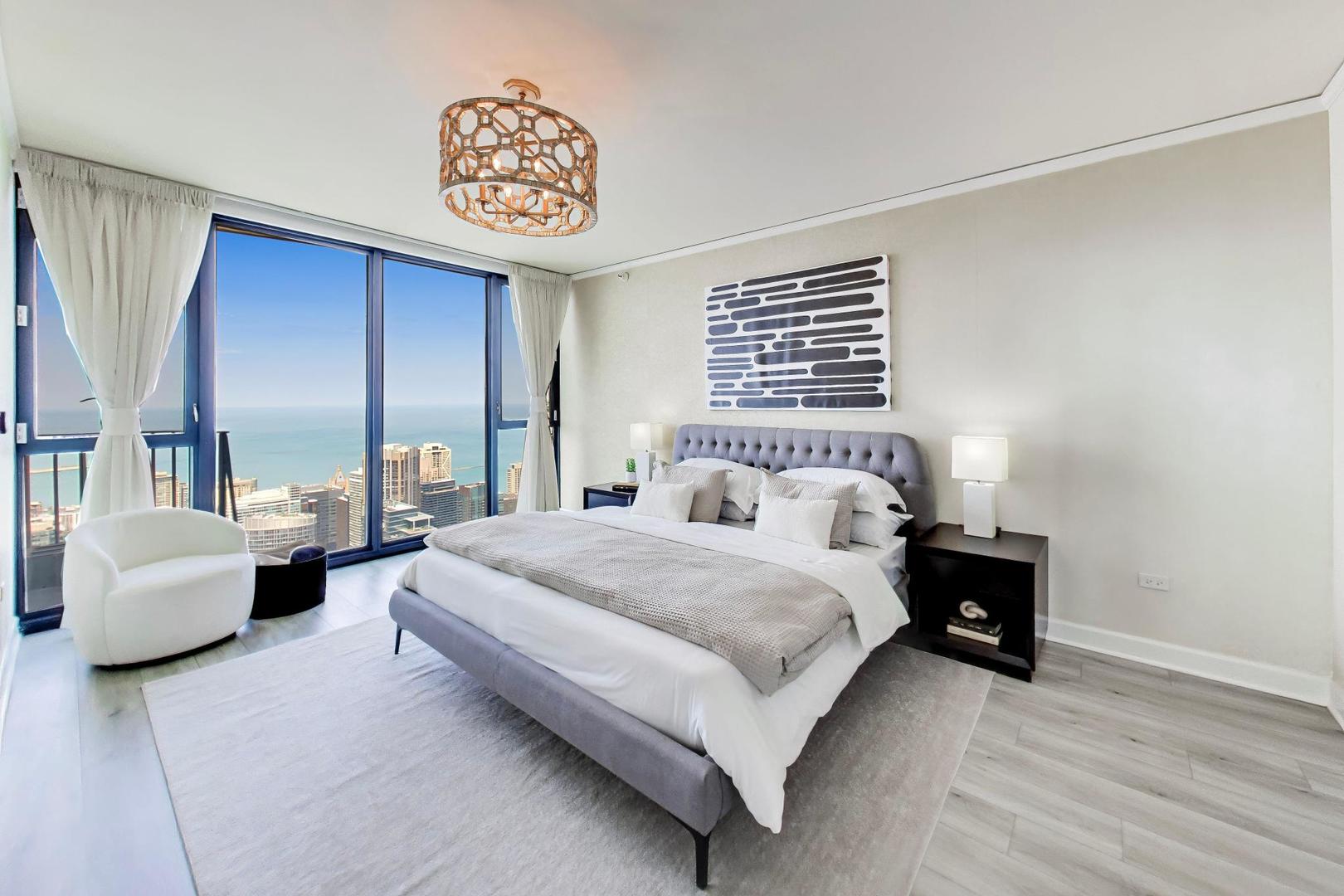 225 N Columbus Drive #7702, Chicago, IL 60601