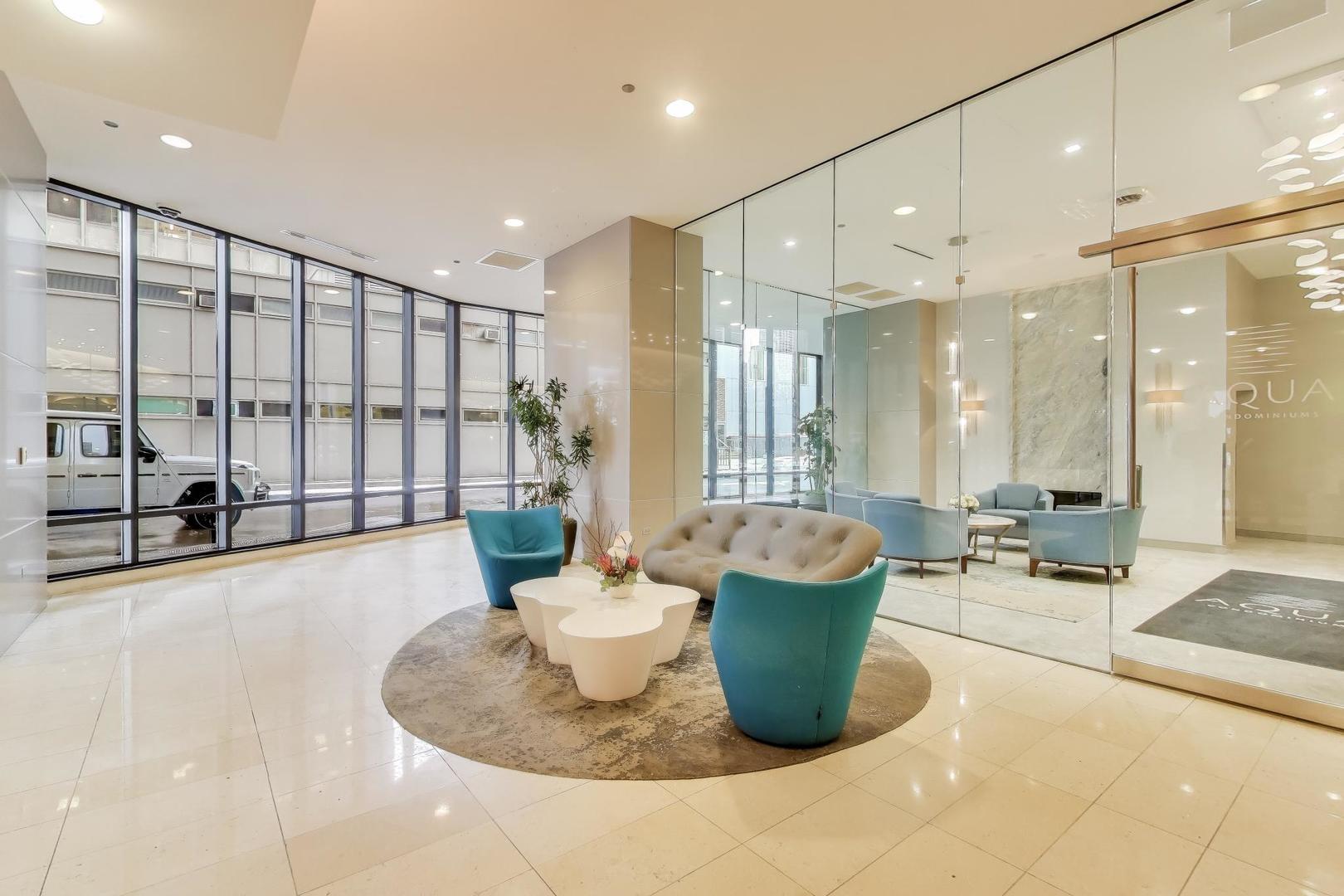 225 N Columbus Drive #7702, Chicago, IL 60601