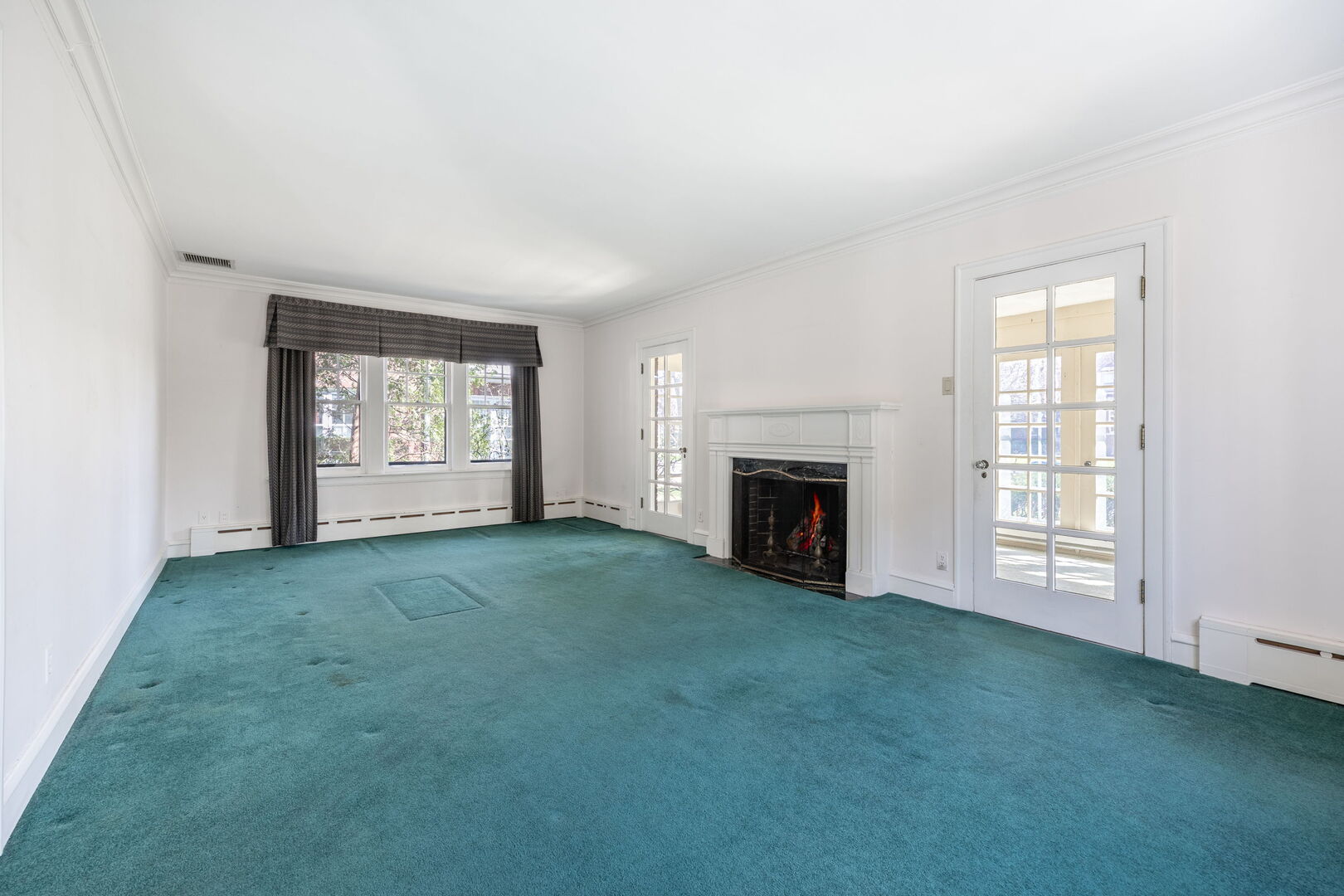 921 Fair Oaks Avenue, Oak Park, IL 60302