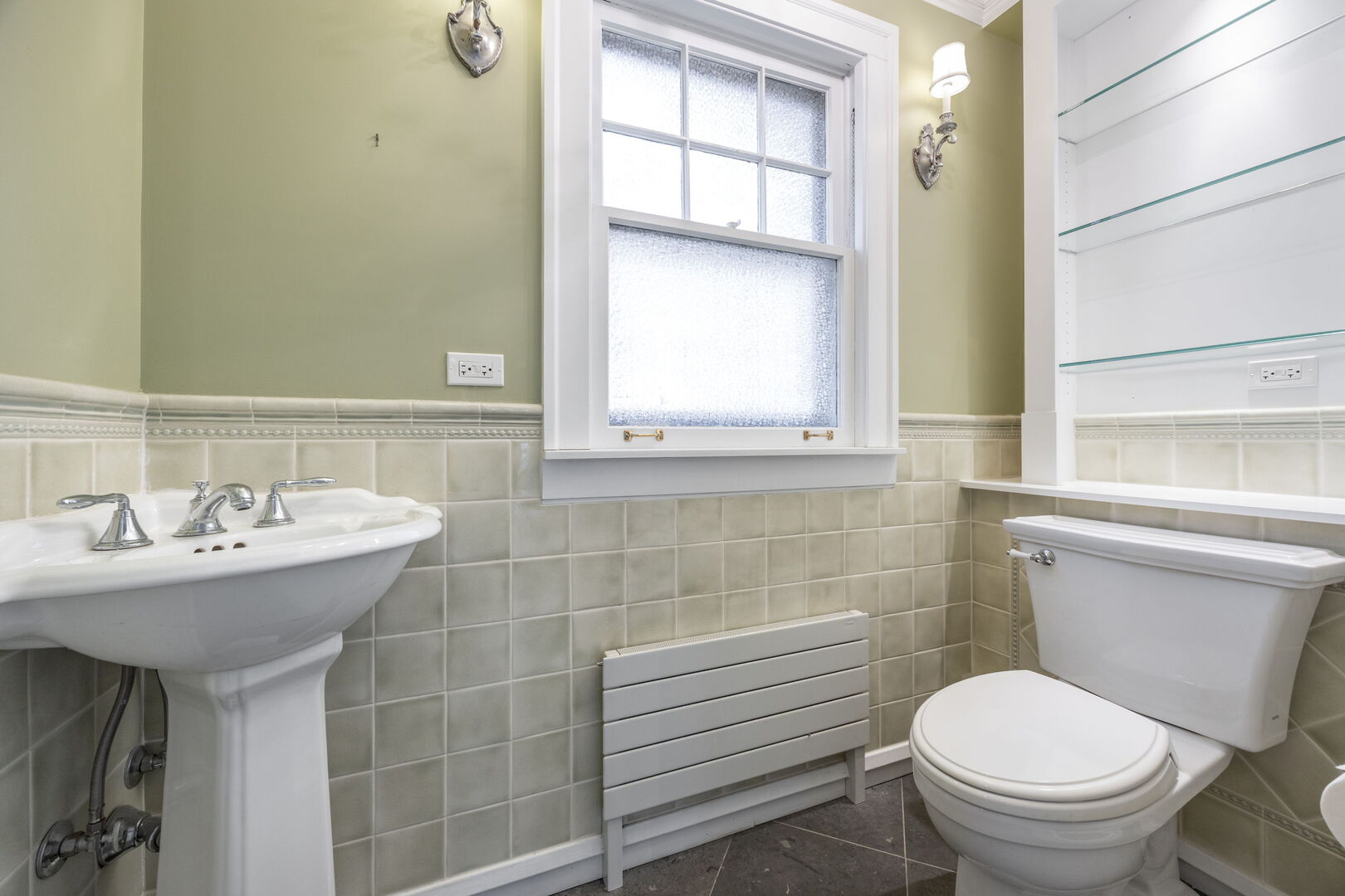 921 Fair Oaks Avenue, Oak Park, IL 60302