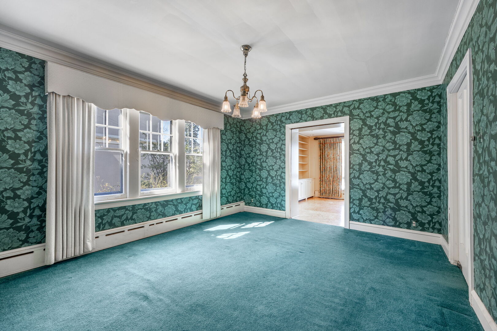 921 Fair Oaks Avenue, Oak Park, IL 60302