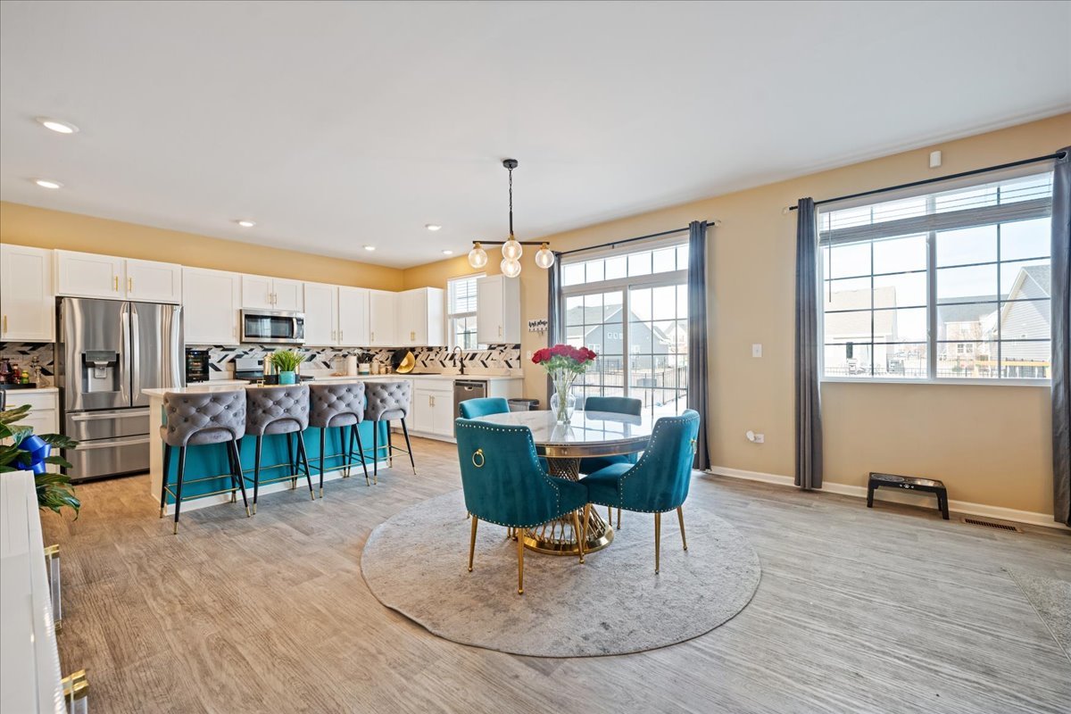 1814 Peyton Terrace, Shorewood, IL 60404