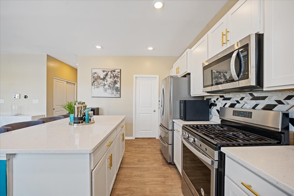 1814 Peyton Terrace, Shorewood, IL 60404