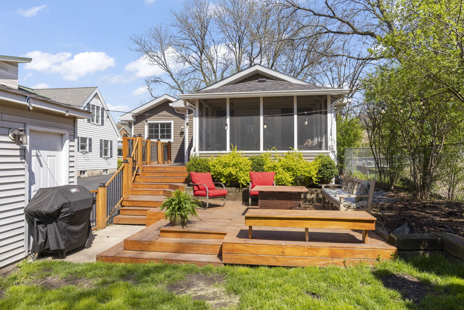 Glen Ellyn, IL 60137